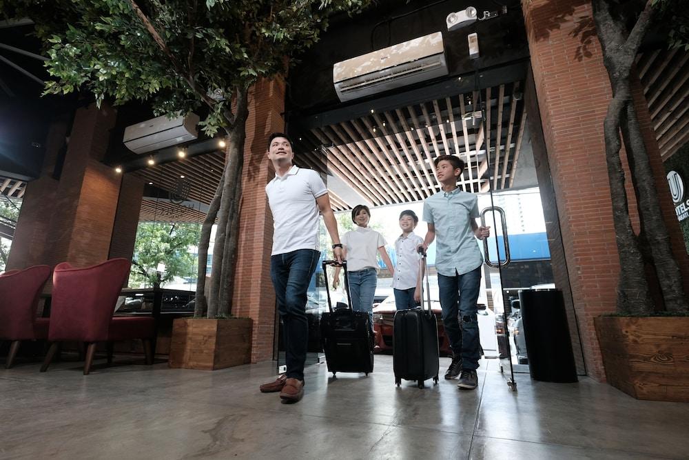 U Hotels Makati Makati City Ngoại thất bức ảnh